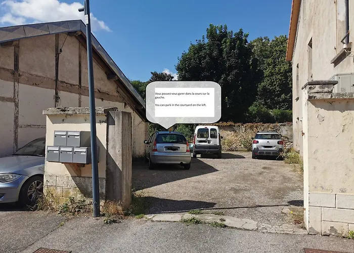 Appartement Renove Totalement - Vue Sur Jardin - 52 M²